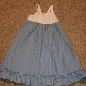 Girls dress